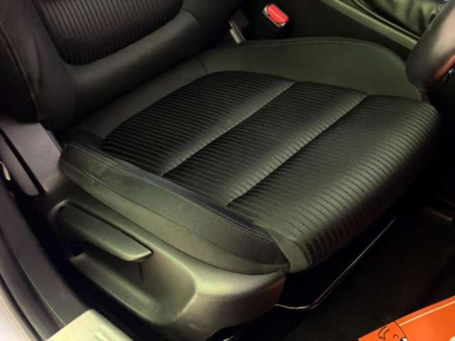 アテンザワゴン2.2 XD ディーゼルターボ　防錆塗装TVナビBカメ 2WD 2200