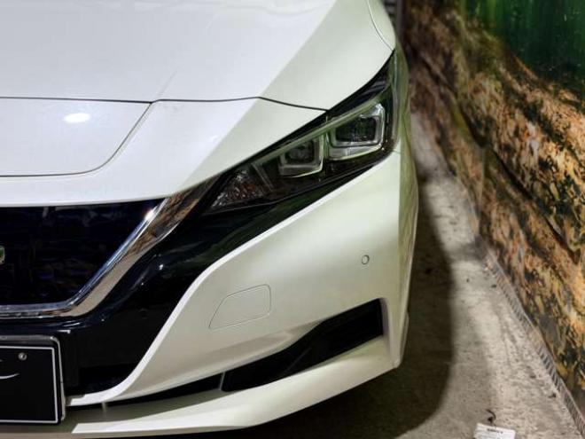 リーフX 10万台記念車　TVBカメ積込タイヤETC 2WD 不明