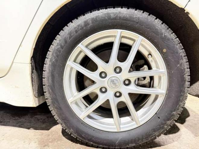 リーフX 10万台記念車　TVBカメ積込タイヤETC 2WD 不明