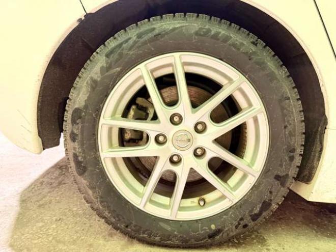 リーフX 10万台記念車　TVBカメ積込タイヤETC 2WD 不明