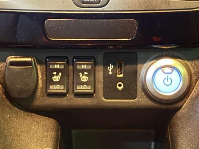 リーフX 10万台記念車　TVBカメ積込タイヤETC 2WD 不明