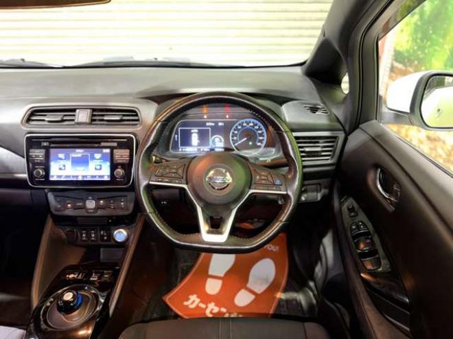 リーフX 10万台記念車　TVBカメ積込タイヤETC 2WD 不明