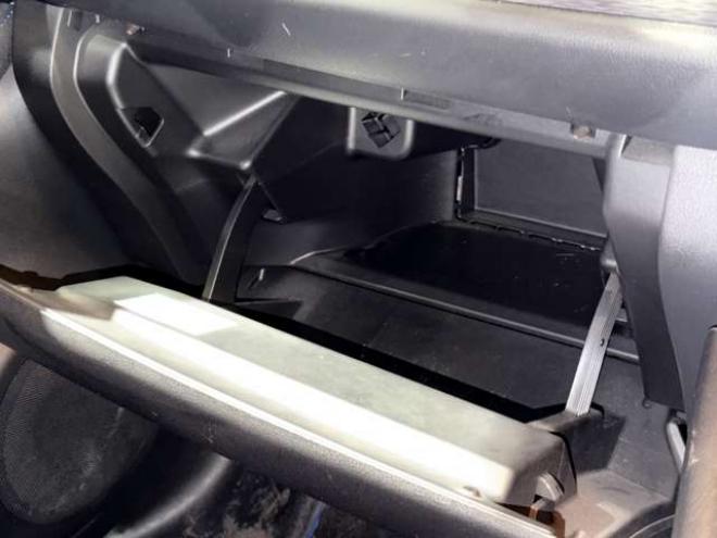 リーフX 10万台記念車　TVBカメ積込タイヤETC 2WD 不明