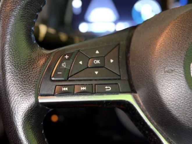 リーフX 10万台記念車　TVBカメ積込タイヤETC 2WD 不明