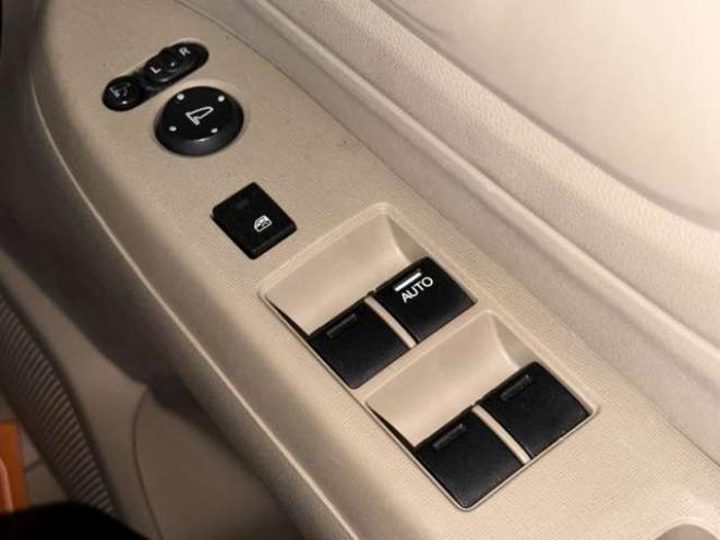 N-WGNカスタムG Aパッケージ 4WD　防錆塗装4WDTVナビドラレコ 660