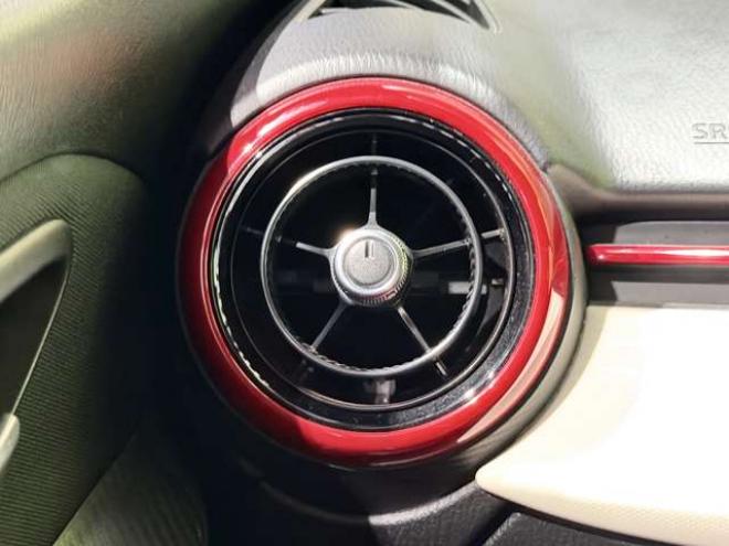 デミオ1.5 XD ミッド センチュリー ディーゼルターボ 4WD　防錆塗装4WDTVナビ 1500