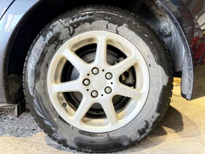 インプレッサスポーツ 1.6 i 4WD　防錆塗装4WD 1600