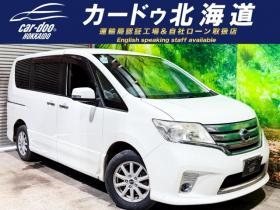 セレナ　2.0 ハイウェイスター 4WD　防錆塗装4WDTVナビBカメエンスタ 2000