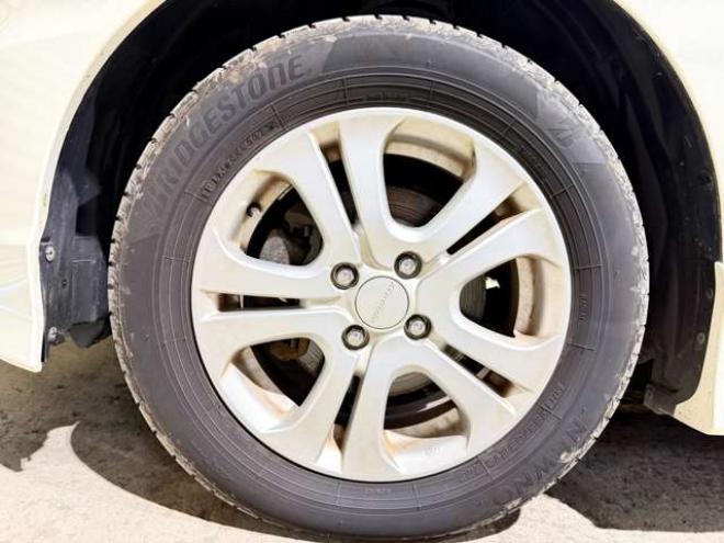 フリードスパイクハイブリッド1.5 ジャストセレクション　防錆塗装キーレスドラレコCD積込タイヤ 2WD 1500