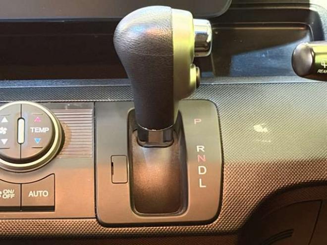 フリードスパイクハイブリッド1.5 ジャストセレクション　防錆塗装キーレスドラレコCD積込タイヤ 2WD 1500