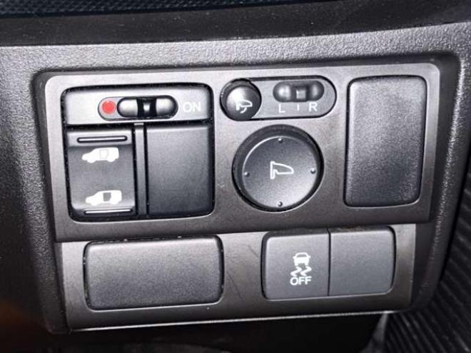 フリードスパイクハイブリッド1.5 ジャストセレクション　防錆塗装キーレスドラレコCD積込タイヤ 2WD 1500