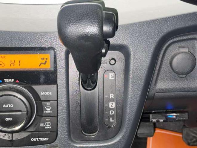 ワゴンRFX 4WD　防錆塗装4WDキーレスTVナビETC 660