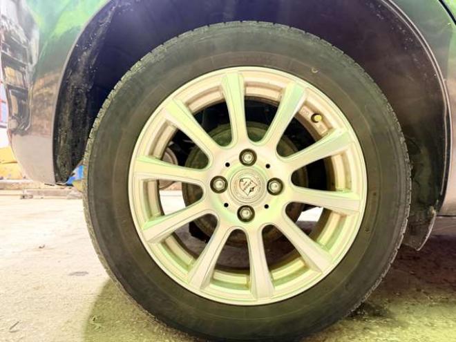 ヴィッツ1.3 U 4WD　防錆塗装4WDスマキーCDETC 1300