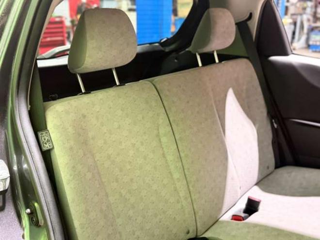 ヴィッツ1.3 U 4WD　防錆塗装4WDスマキーCDETC 1300
