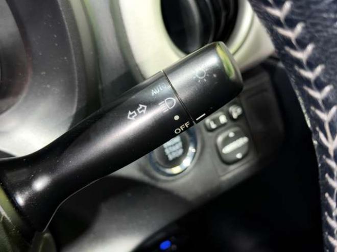 ヴィッツ1.3 U 4WD　防錆塗装4WDスマキーCDETC 1300