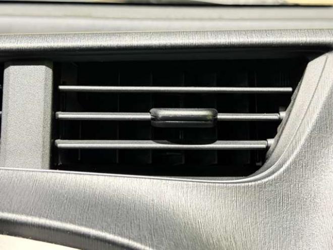 ヴィッツ1.3 U 4WD　防錆塗装4WDスマキーCDETC 1300