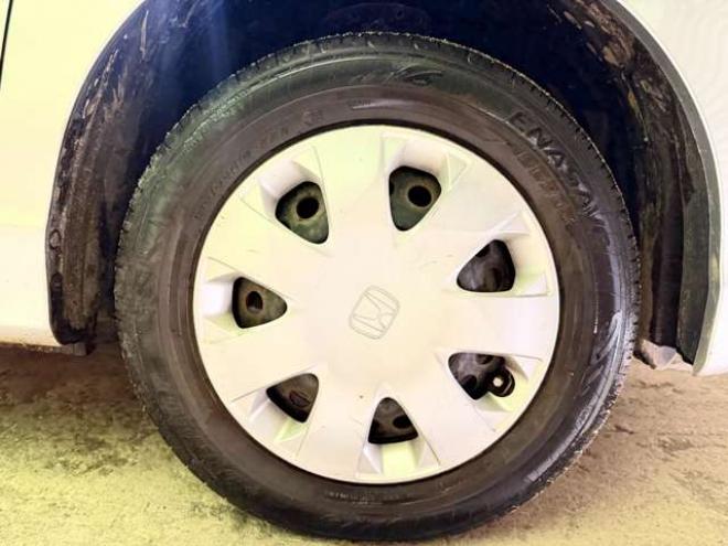 フリード1.5 フレックス ジャストセレクション 4WD　防錆塗装4WDキーレスナビETC 1500