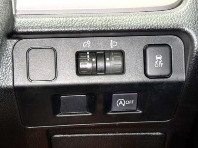 インプレッサスポーツ 1.6 i-L 4WD　防錆塗装4WDTVナビBカメETC積込タイヤ 1600