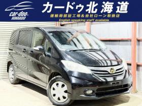 フリード　1.5 G ジャストセレクション 4WD　防錆塗装4WDTVナビエンスタ 1500