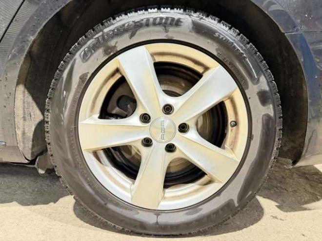アウディA4アバント 2.0 TFSI クワトロ Sラインパッケージ 4WD　防錆塗装4WDTVナビBカメETC 正規輸入車 2000