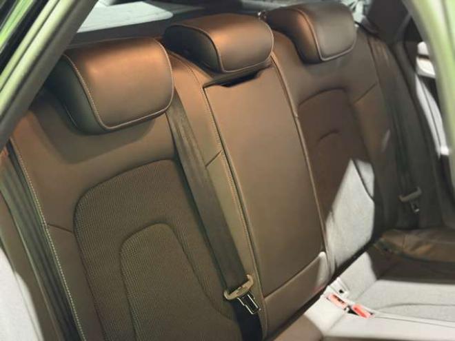 アウディA4アバント 2.0 TFSI クワトロ Sラインパッケージ 4WD　防錆塗装4WDTVナビBカメETC 正規輸入車 2000
