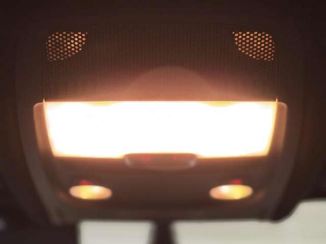 アウディA4アバント 2.0 TFSI クワトロ Sラインパッケージ 4WD　防錆塗装4WDTVナビBカメETC 正規輸入車 2000