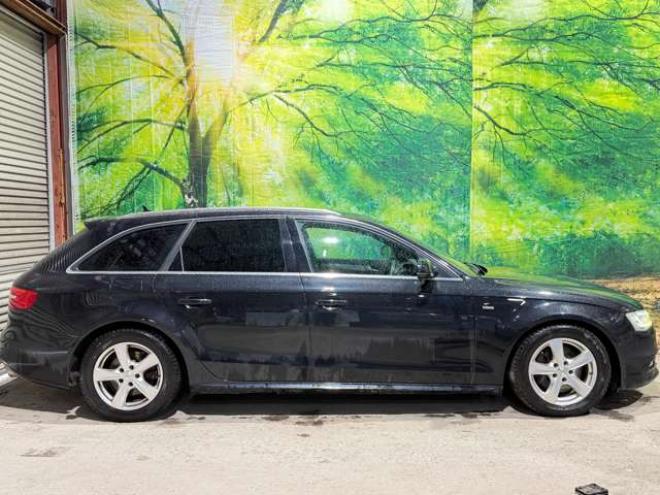 アウディA4アバント 2.0 TFSI クワトロ Sラインパッケージ 4WD　防錆塗装4WDTVナビBカメETC 正規輸入車 2000