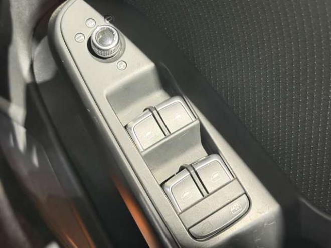 アウディA4アバント 2.0 TFSI クワトロ Sラインパッケージ 4WD　防錆塗装4WDTVナビBカメETC 正規輸入車 2000