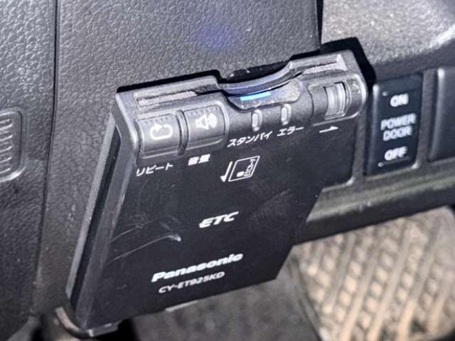 セレナ2.0 20X Vセレクション+Safety 4WD　防錆塗装4WDTVナビETCドラレコ積込タイヤ 2000