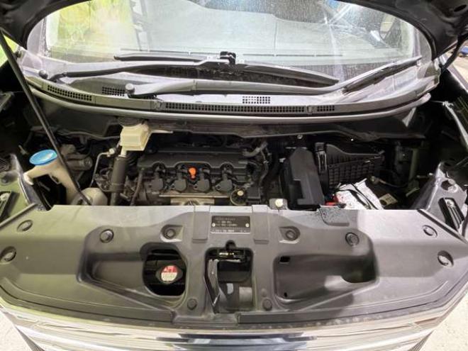 ステップワゴン2.0 スパーダ Z 4WD　防錆塗装4WDTVナビBカメETC 2000
