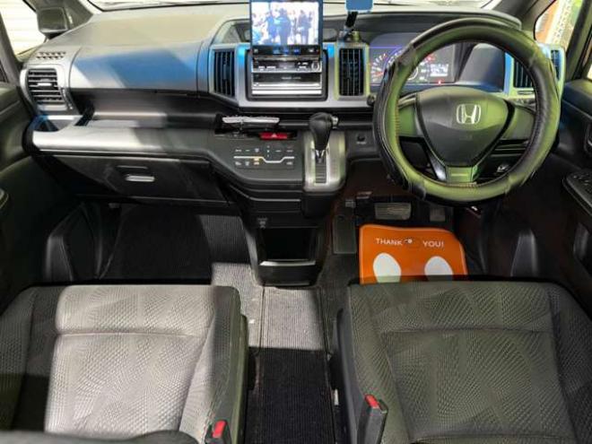 ステップワゴン2.0 スパーダ Z 4WD　防錆塗装4WDTVナビBカメETC 2000