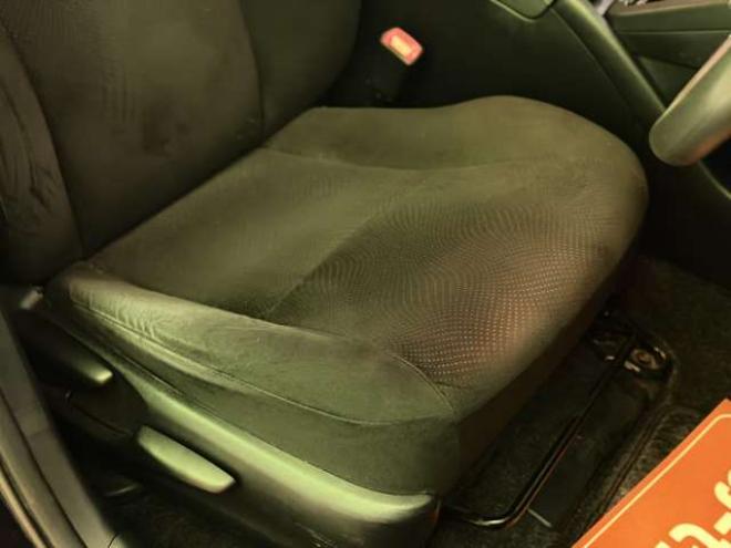 プリウス1.8 S　防錆塗装TVナビBカメETC 2WD 1800