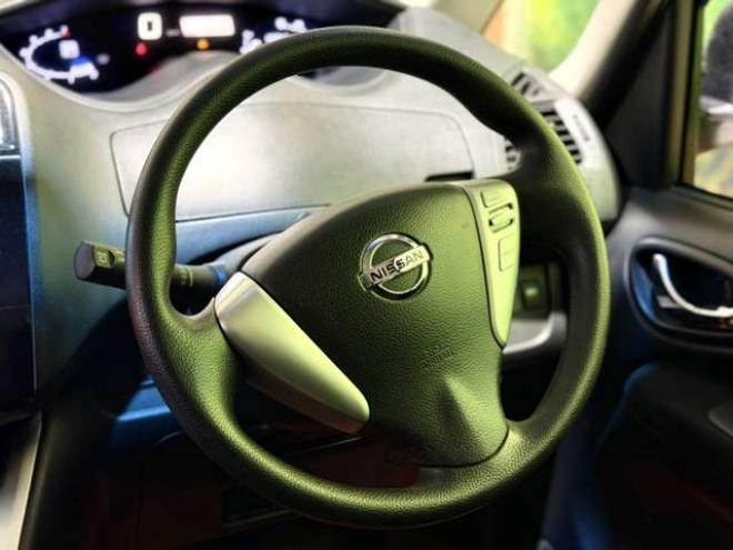 セレナ2.0 20S 4WD　防錆塗装4WDTVナビBカメエンスタETC 2000