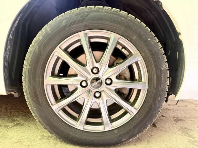 フィット1.3 13G Lパッケージ 4WD　防錆塗装4WDスマキーCD積込タイヤ 1300