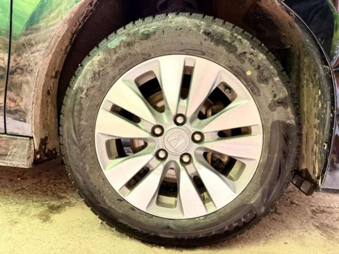 ステップワゴン2.0 スパーダ Z HDDナビ エディション 4WD　防錆塗装4WDTVナビBカメエンスタETC後席モニタ 2000