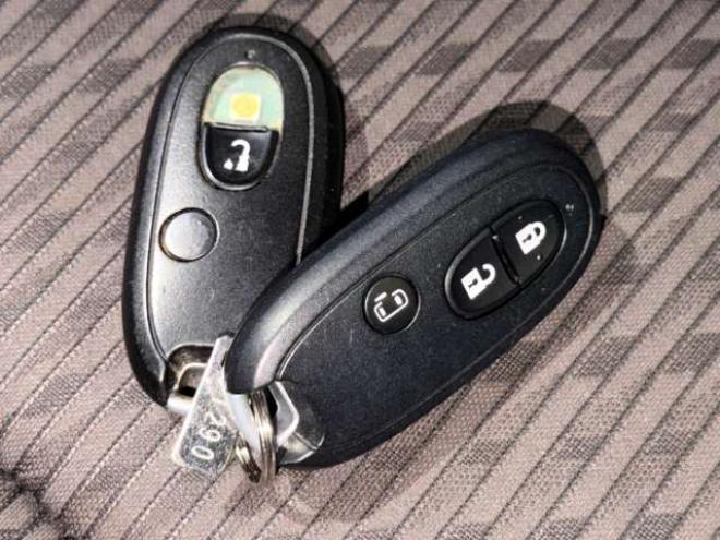 ソリオ1.2 G 4WD　防錆塗装4WDBluetoothナビETC 1200