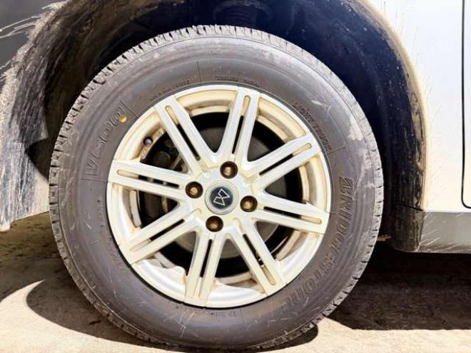 AD1.6 VE 4WD　防錆塗装4WDキーレスTVナビETC積込タイヤ 1600