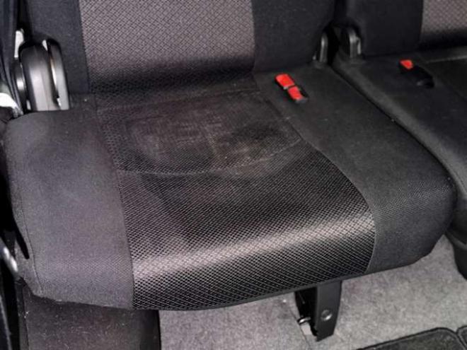 セレナ2.0 ハイウェイスター 4WD　防錆塗装4WDTVナビBカメ後席モニタETC 2000