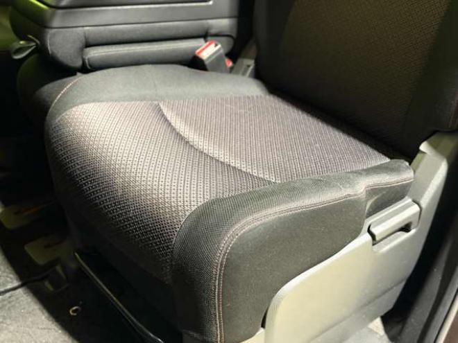 セレナ2.0 ハイウェイスター 4WD　防錆塗装4WDTVナビBカメ後席モニタETC 2000