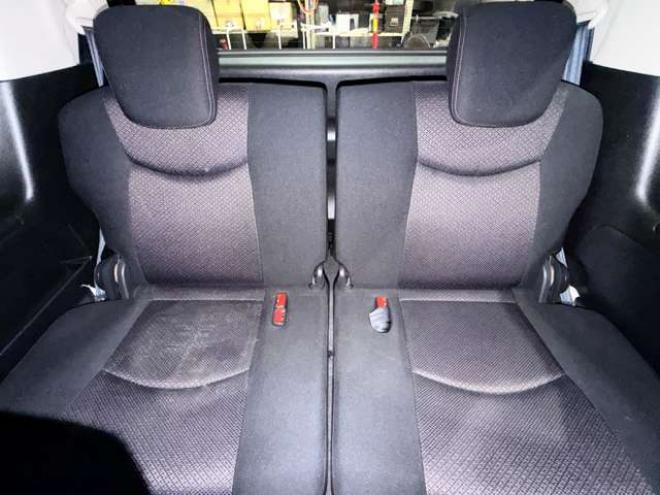 セレナ2.0 ハイウェイスター 4WD　防錆塗装4WDTVナビBカメ後席モニタETC 2000