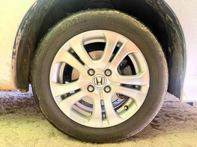 フィットシャトル1.5 15C 4WD　防錆塗装4WDTVナビBカメエンスタETC 1500