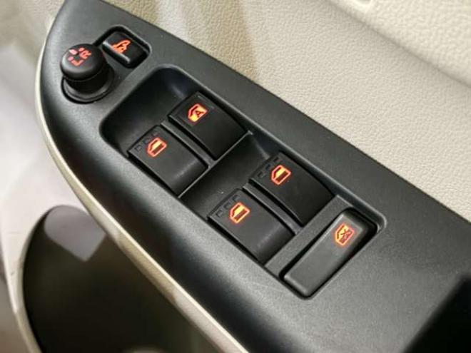 パッソ1.0 X 4WD　防錆塗装4WDキーレス 1000