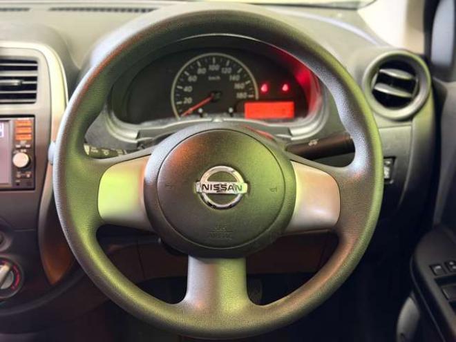 マーチ1.2 X FOUR 4WD　防錆塗装4WDナビBカメ 1200