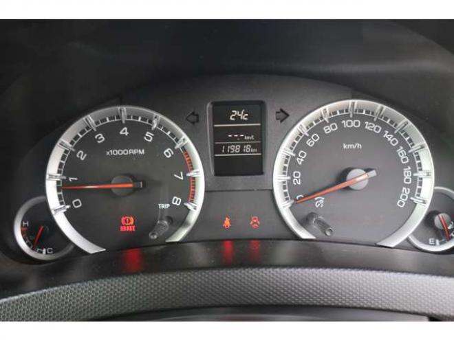 スイフト1.2 RS　5速マニュアル・ナビ・TV・スマートキー 2WD 1200