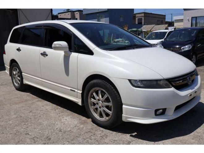 オデッセイ2.4 アブソルート 4WD　最終型・ナビ・バックカメラ・キーレス・エンジンスターター 2400