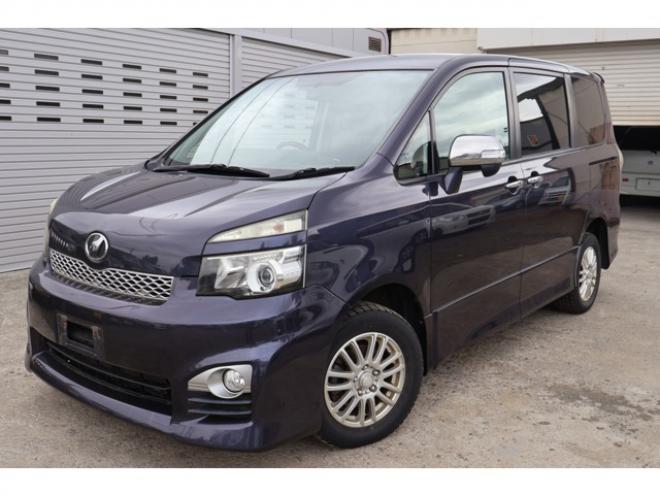 ヴォクシー2.0 ZS 4WD　両側パワースライドドア・ナビ・TV・バックカメラ・スマートキー 2000