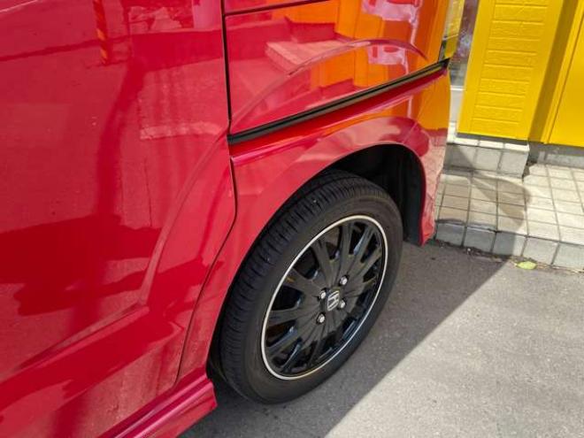 N-BOXカスタムG ターボ Lパッケージ 2トーンカラースタイル 4WD　1年保証/Bluetooth/ナビ・フルセグTV/バックカメラ/フルベッドキット/エンジンスターター/ETC/前後ドラレコ/キー2本/両側パワースライドドア/ハーフレザーシート/2トーンカラー/車検整備2年付き/法定整備/修復歴無し 660