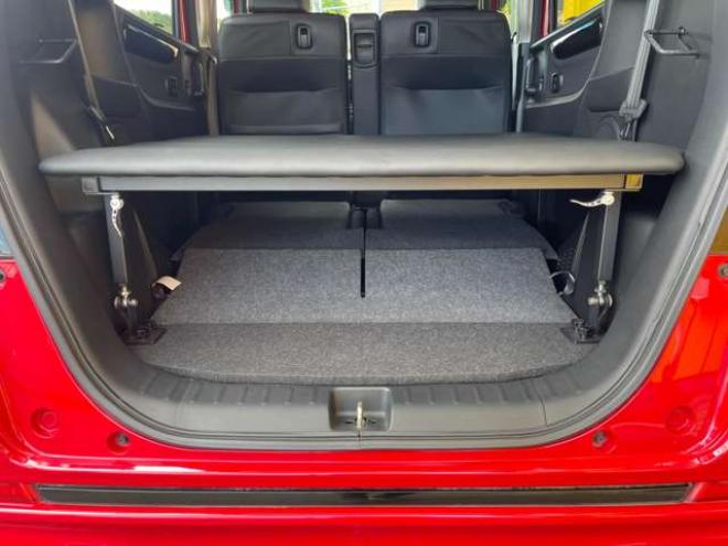 N-BOXカスタムG ターボ Lパッケージ 2トーンカラースタイル 4WD　1年保証/Bluetooth/ナビ・フルセグTV/バックカメラ/フルベッドキット/エンジンスターター/ETC/前後ドラレコ/キー2本/両側パワースライドドア/ハーフレザーシート/2トーンカラー/車検整備2年付き/法定整備/修復歴無し 660