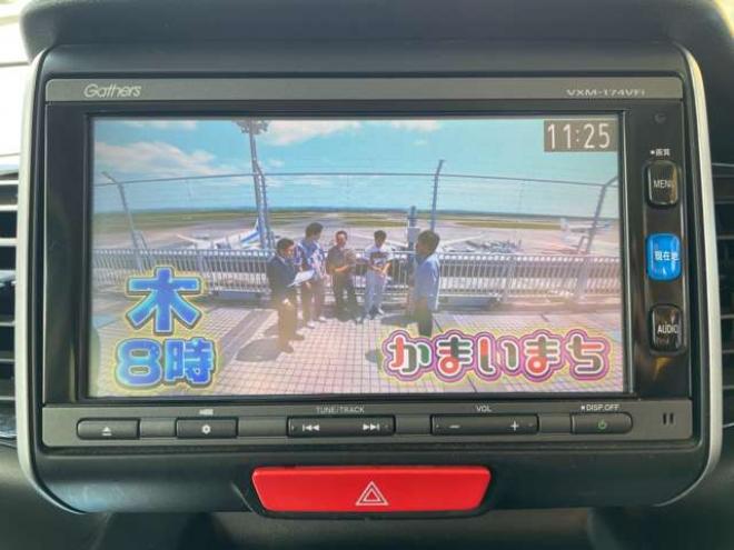 N-BOXカスタムG ターボSSパッケージ 4WD　後期型/Bluetooth/ナビ・フルセグTV/バックカメラ/両側パワスラ/ETC/エンスタ/ハーフレザーシート/純正15インチアルミホイール付き夏タイヤ装着/アルミホイール付き冬タイヤ付き/車検整備2年付/法定整備/修復歴無し 660
