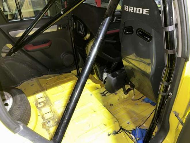 スイフト1.6 スポーツ　検9年4月!ダートラ競技車両!市内コ・ミ・コ・ミ!! 2WD 1600